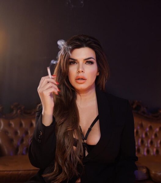 lady-markazi-–-domina-und-mistress-im-dominastudio-domizil-der-graefin